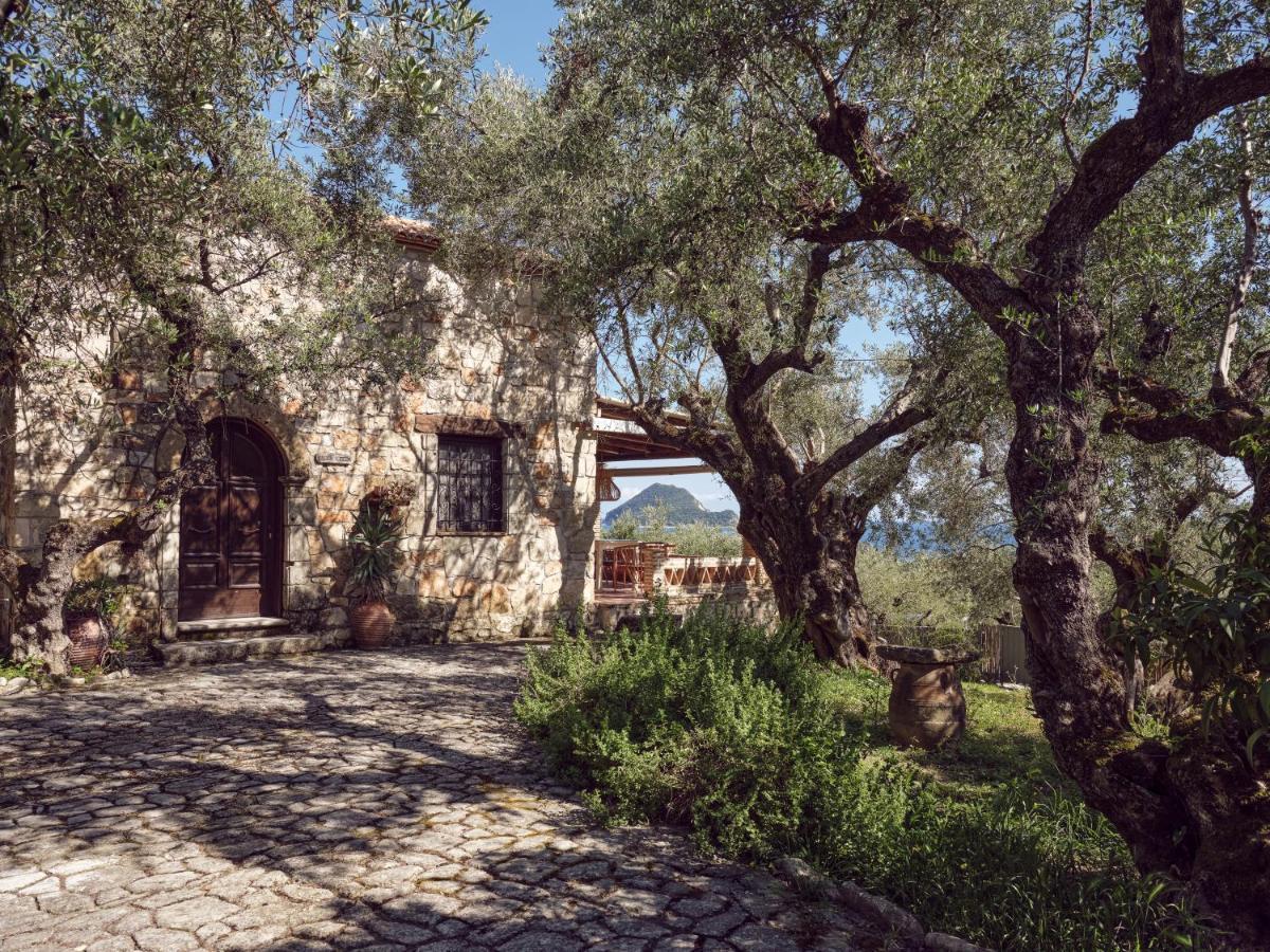 Leeda'S Village Lithakia  Bagian luar foto